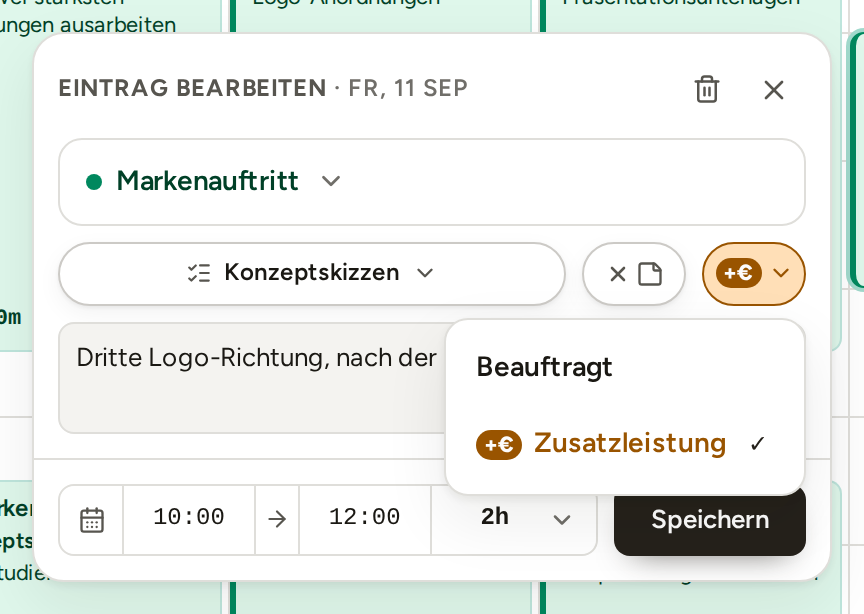 Ein als „Zusatzleistung“ markierter Eintrag: Der Chip am Ende der Zeile zeigt ein Plus mit Währungszeichen, und sein geöffnetes Menü führt „Beauftragt“ und „Zusatzleistung“.
